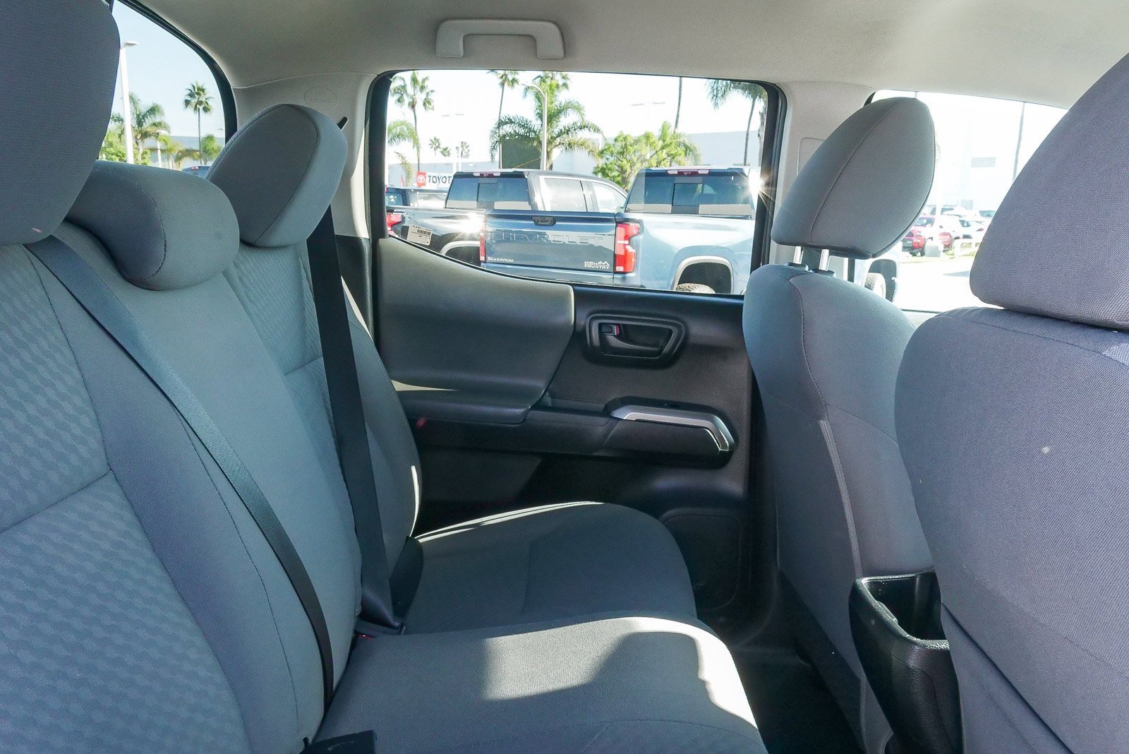 Used 2020 Toyota Tacoma SR5 image 15