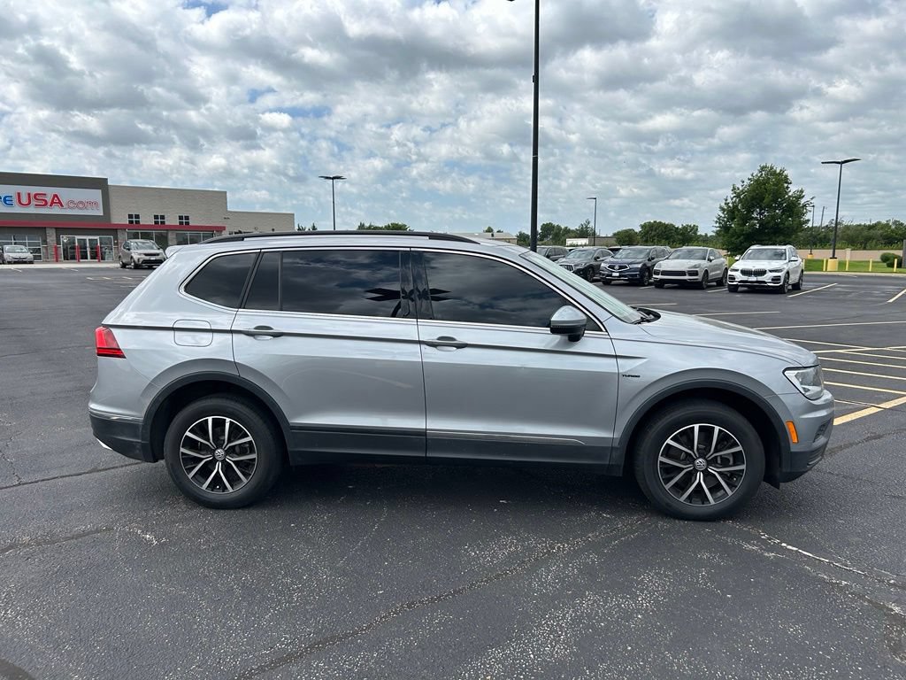 Used 2021 Volkswagen Tiguan SEL AWD/4WD image 8