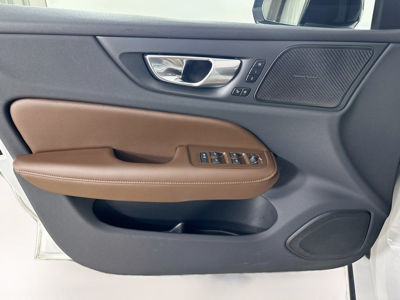 Certified 2024 Volvo S60 B5 Ultimate AWD/4WD image 16