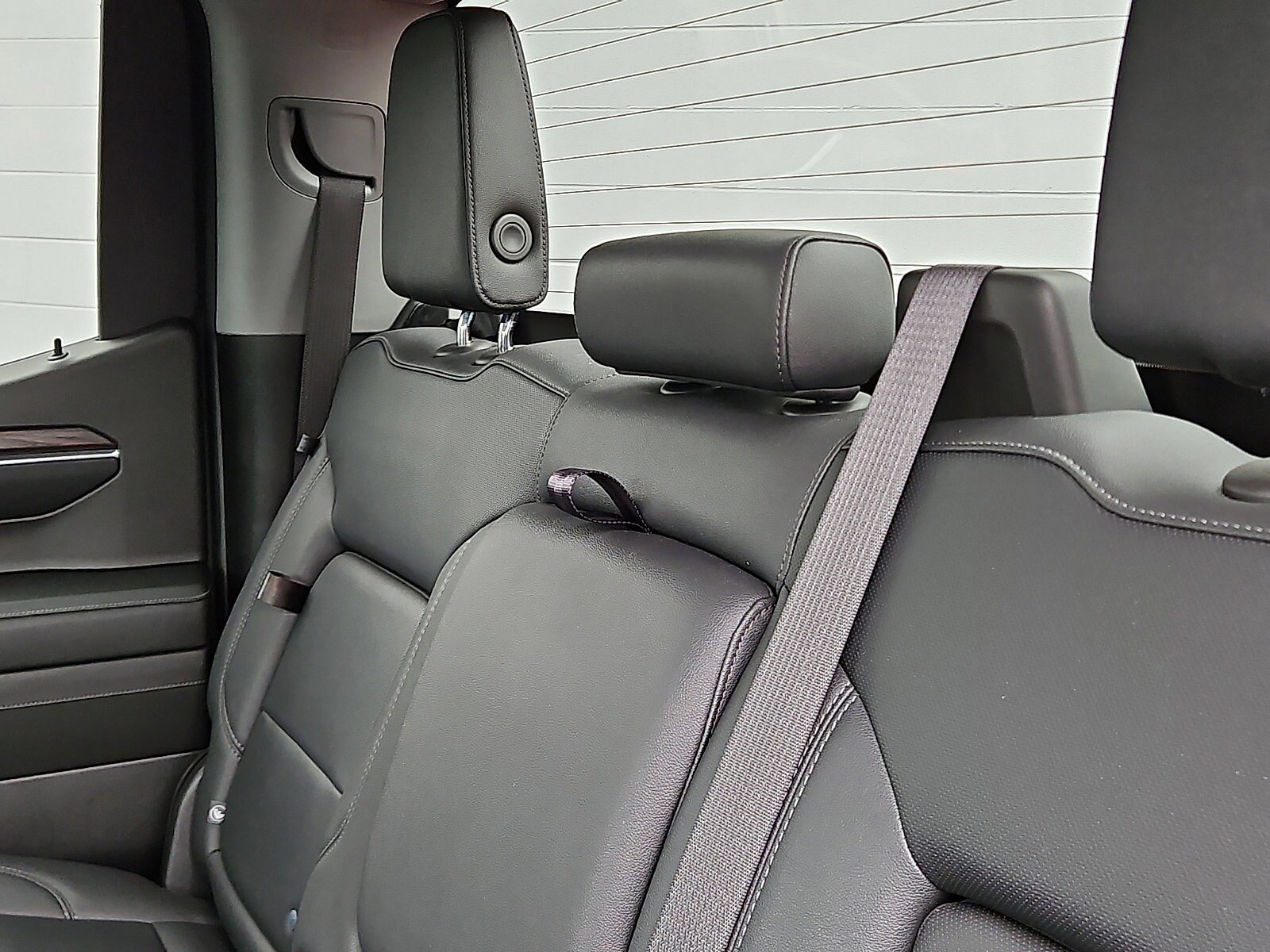Used 2023 GMC Sierra 1500 SLT RWD image 10