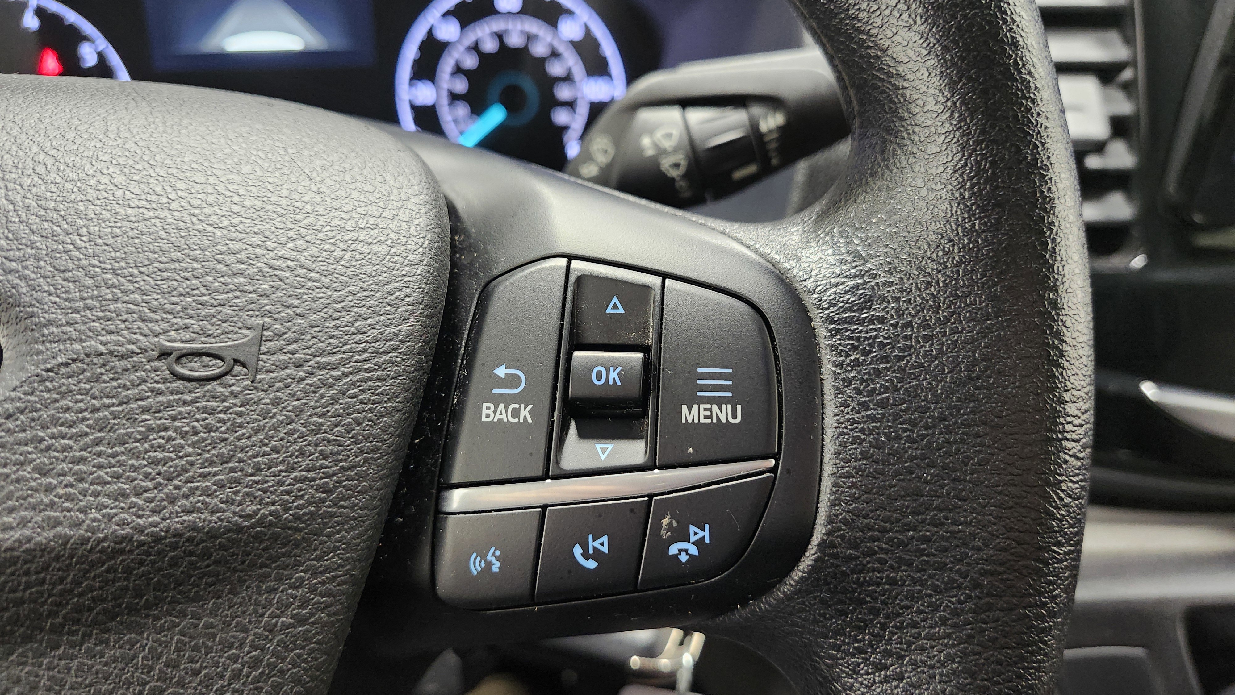 Used 2023 Ford Transit 350 XLT image 34