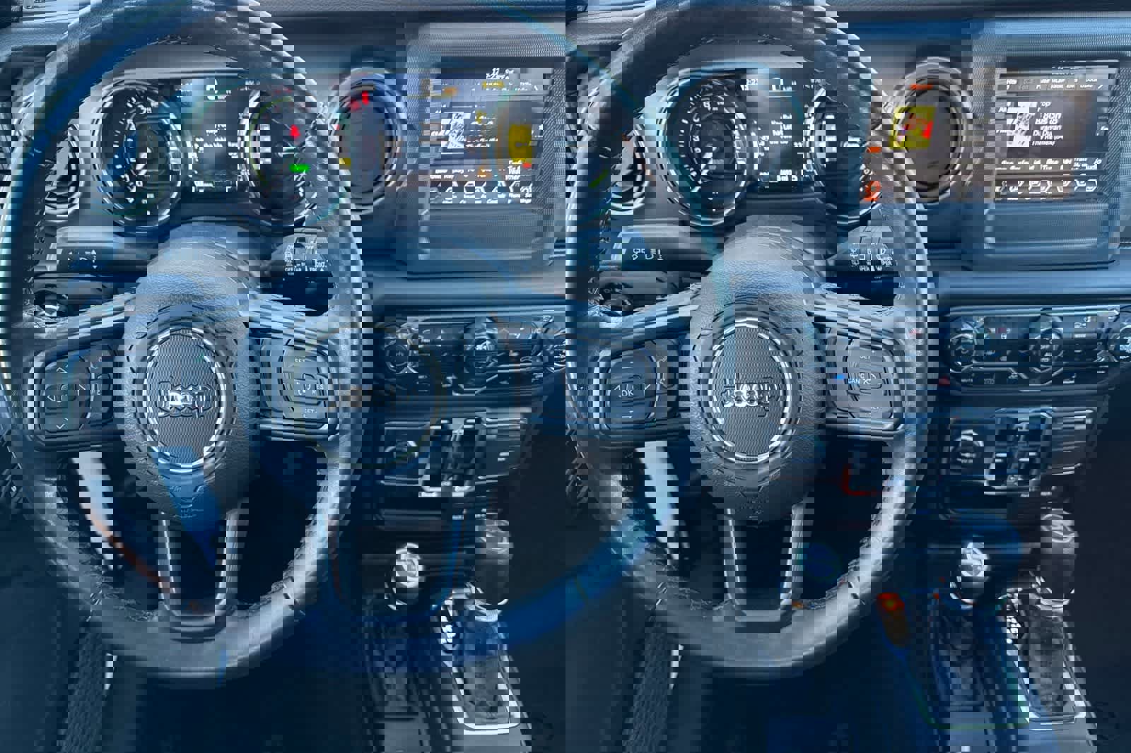 Used 2023 Jeep Wrangler Unlimited w/ Cold Weather Group image 14