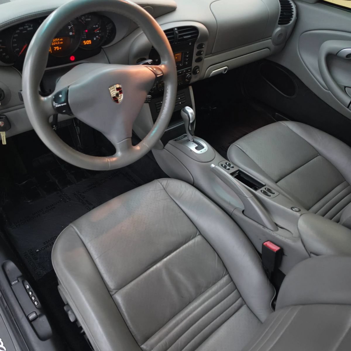 Used 2004 Porsche 911 GT3 RS image 16