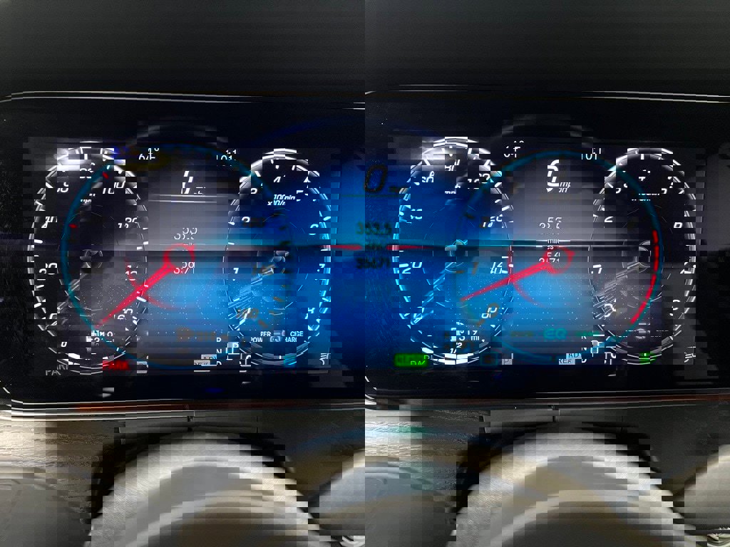 Certified 2022 Mercedes-Benz E 450 4MATIC Coupe image 27