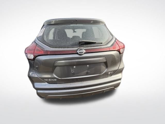 Used 2024 Nissan Kicks SV image 6