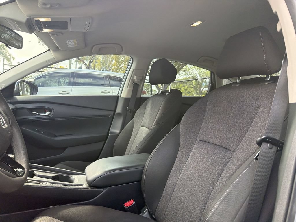 Certified 2023 Honda Accord EX image 19