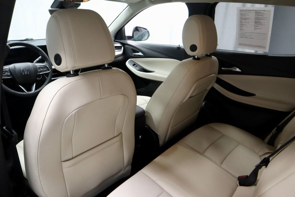 Used 2024 Buick Encore GX Avenir w/ Avenir Technology Package FWD image 21