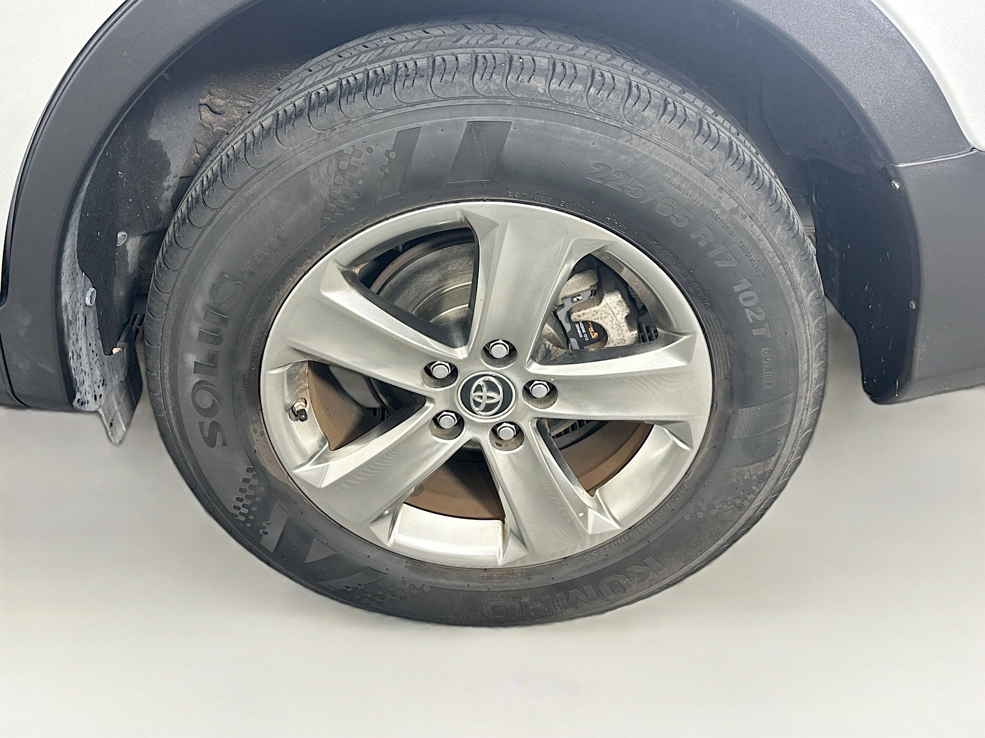 Used 2015 Toyota RAV4 XLE image 11