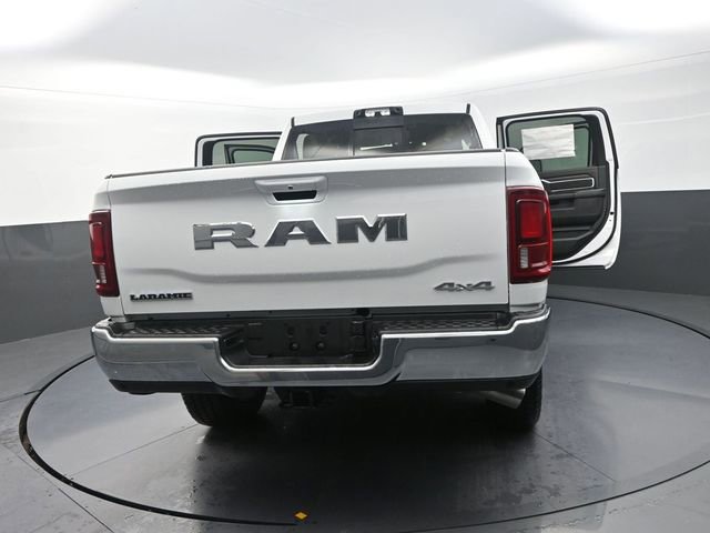 New 2026 RAM 3500 Laramie AWD/4WD image 40