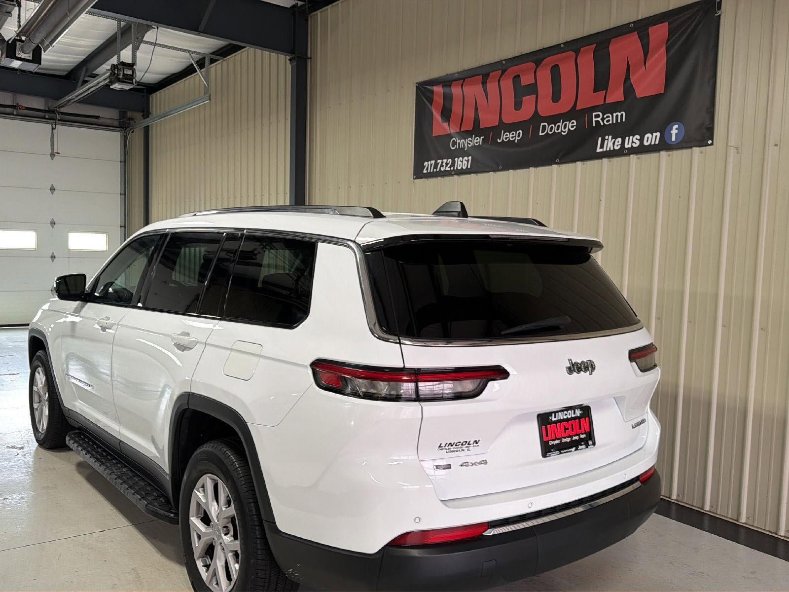 Used 2022 Jeep Grand Cherokee L Limited AWD/4WD image 3
