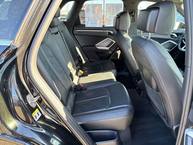 Used 2023 Audi Q3 2.0T Premium image 12