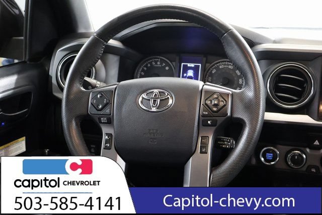 Used 2019 Toyota Tacoma TRD Off-Road w/ TRD Premium Off Road Package AWD/4WD image 18