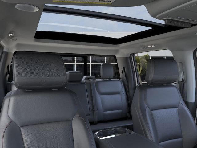 New 2026 Ford F250 Lariat w/ Black Appearance Package image 22