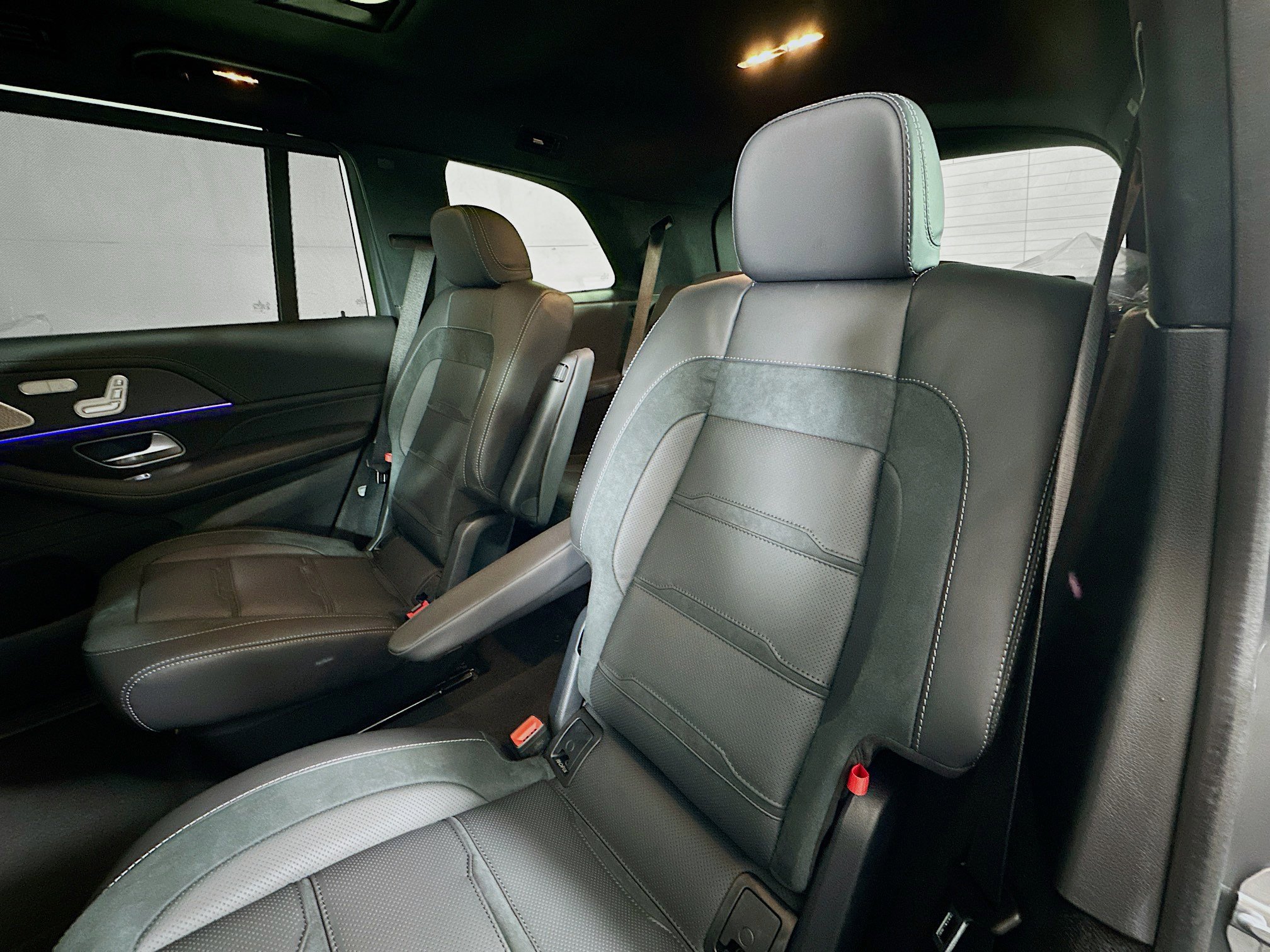 New 2026 Mercedes-Benz GLS 63 AMG 4MATIC image 26