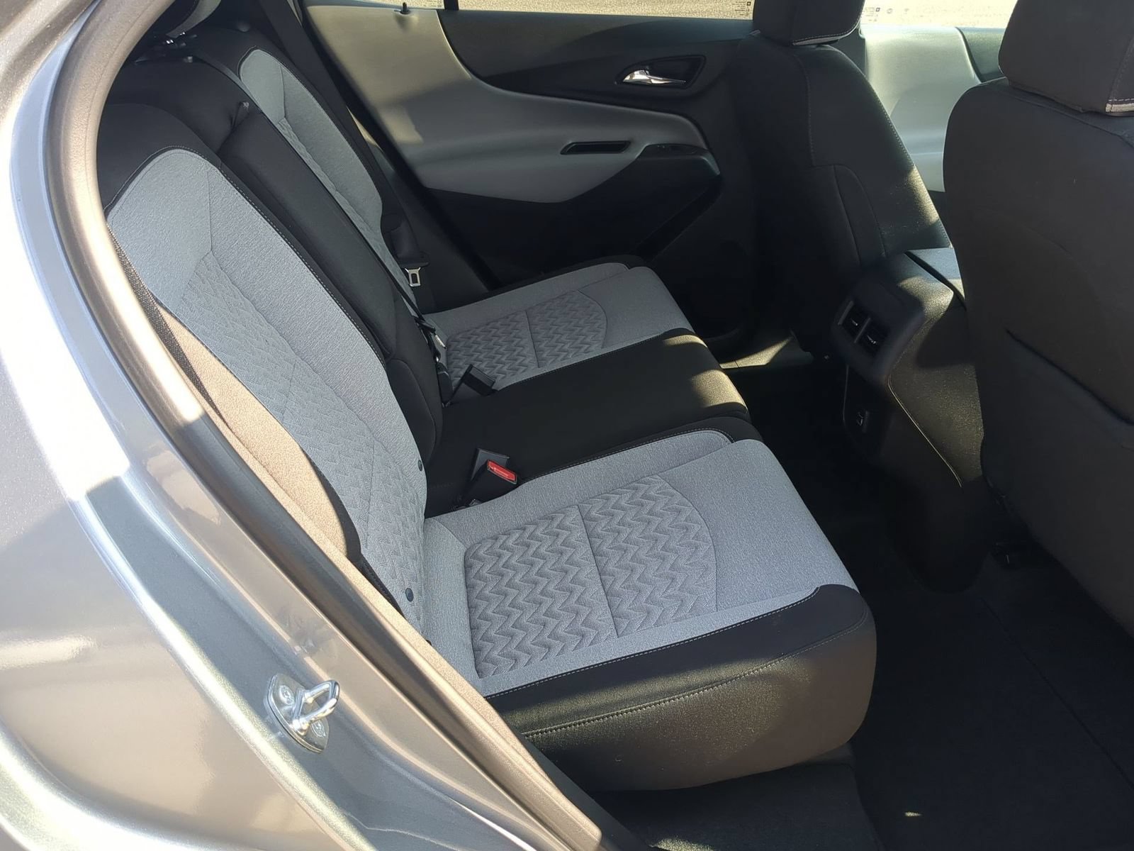 Certified 2024 Chevrolet Equinox LS w/ LPO, Cargo Package FWD image 25