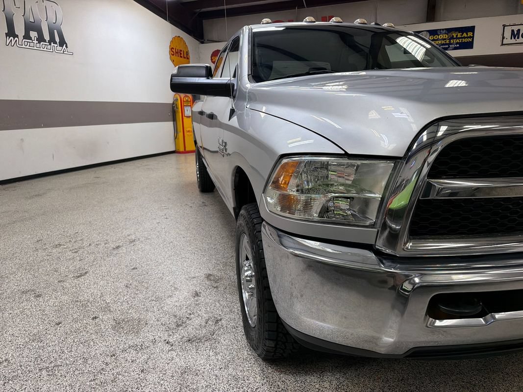 Used 2018 RAM 2500 Tradesman w/ Chrome Appearance Group AWD/4WD image 14