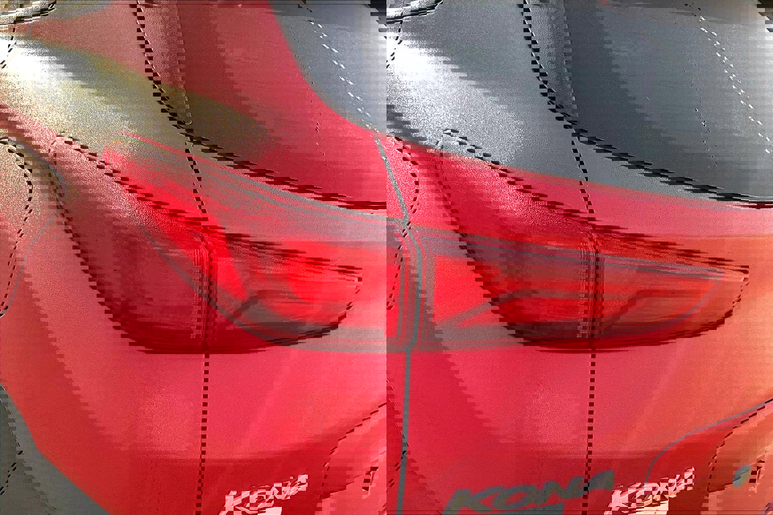 Used 2019 Hyundai Kona SEL image 27