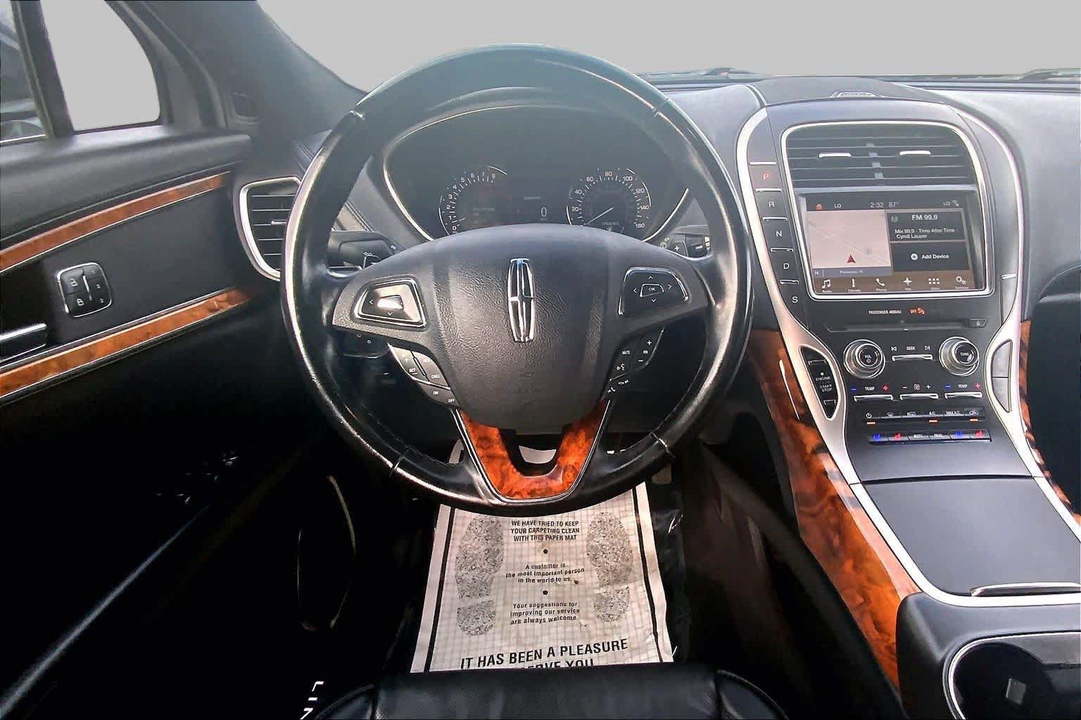 Used 2018 Lincoln MKX Reserve AWD/4WD image 6