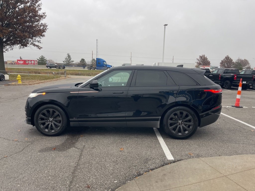 Used 2018 Land Rover Range Rover Velar R-Dynamic SE image 6