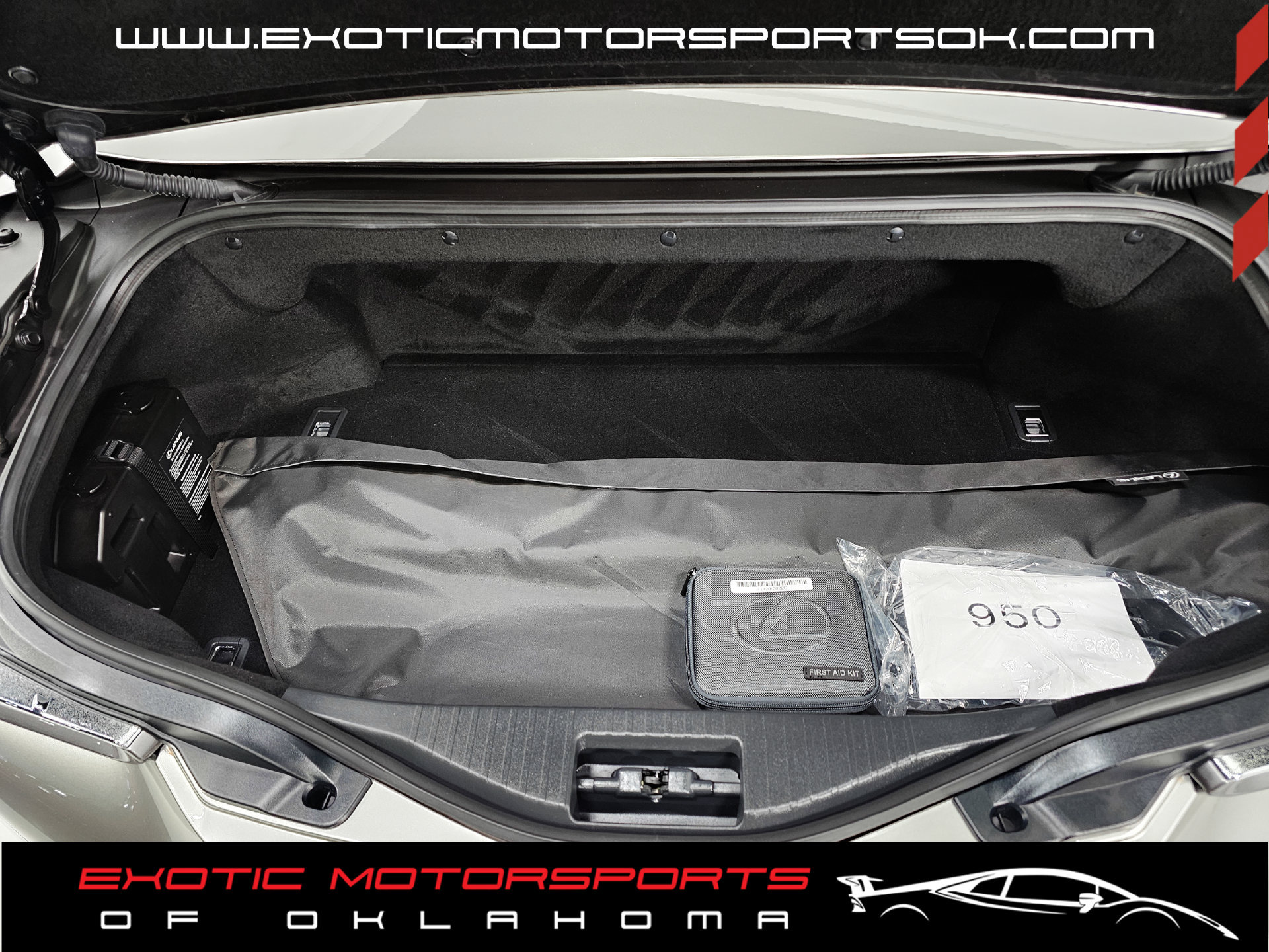 Used 2024 Lexus LC 500 Convertible w/ Touring Package RWD image 20