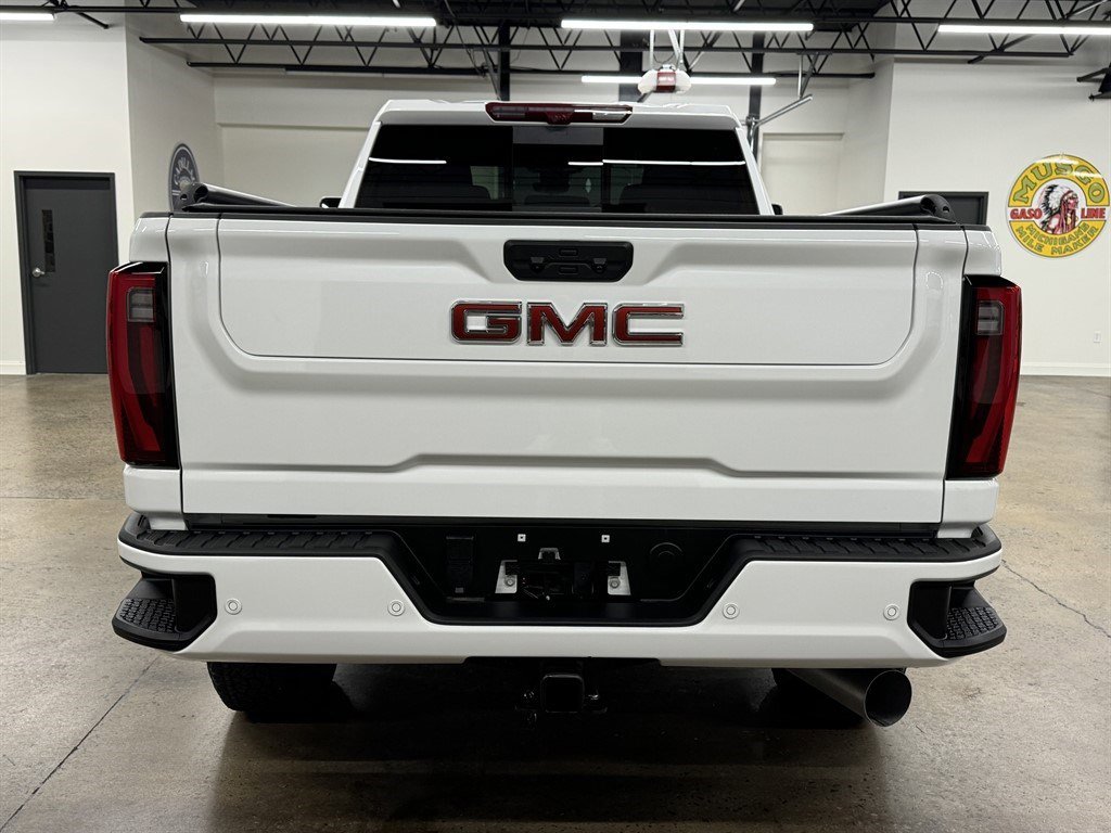 Used 2024 GMC Sierra 2500 Denali w/ Denali Reserve Package image 11