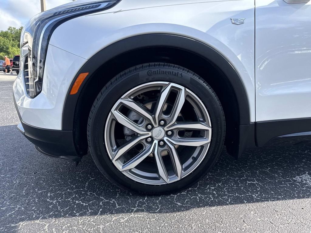 Certified 2023 Cadillac XT4 Sport FWD image 10