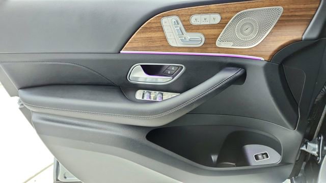 Used 2025 Mercedes-Benz GLS 450 4MATIC image 39