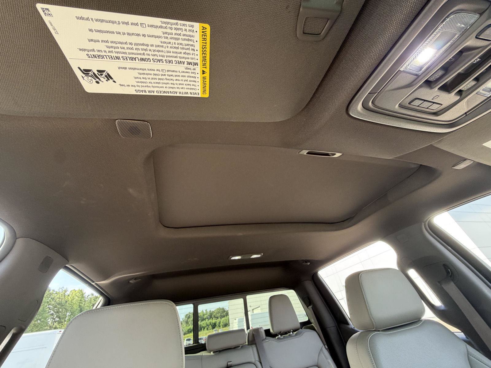 Used 2022 Chevrolet Silverado 1500 LTZ w/ LTZ Premium Texas Edition AWD/4WD image 21