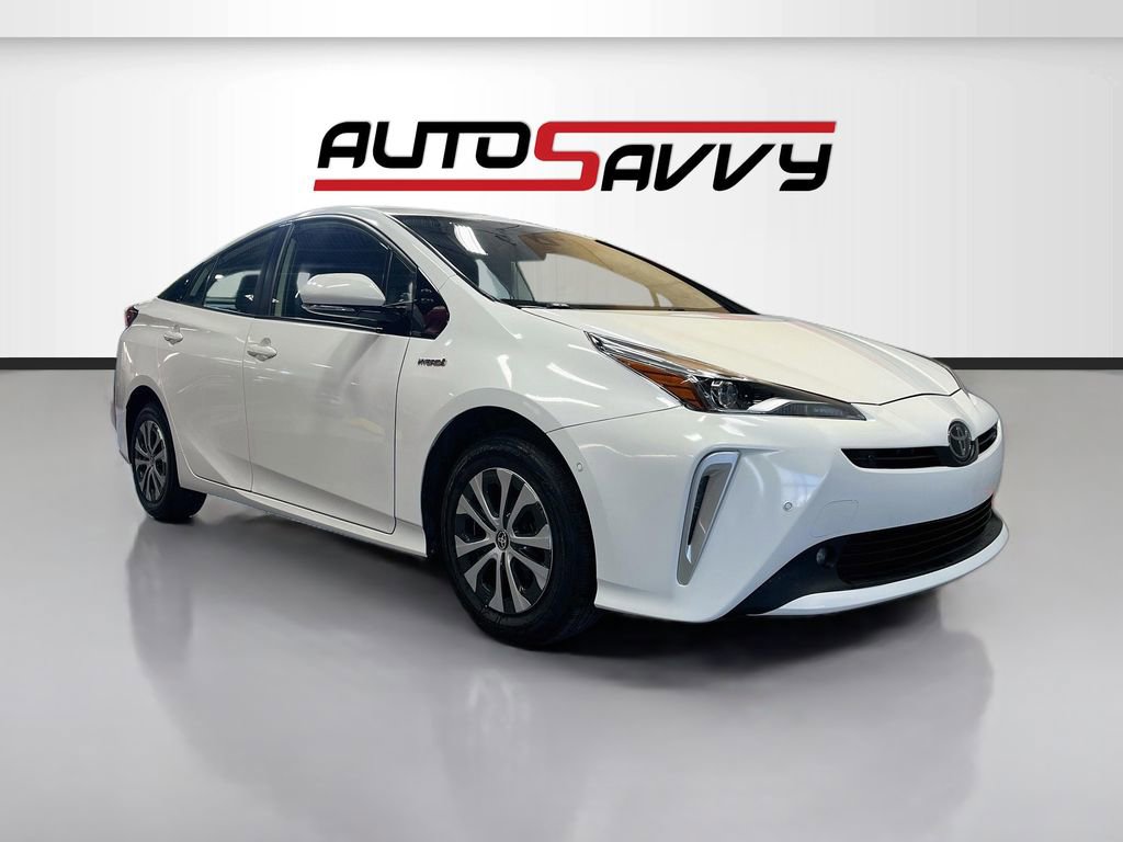 Used 2020 Toyota Prius LE AWD/4WD image 1