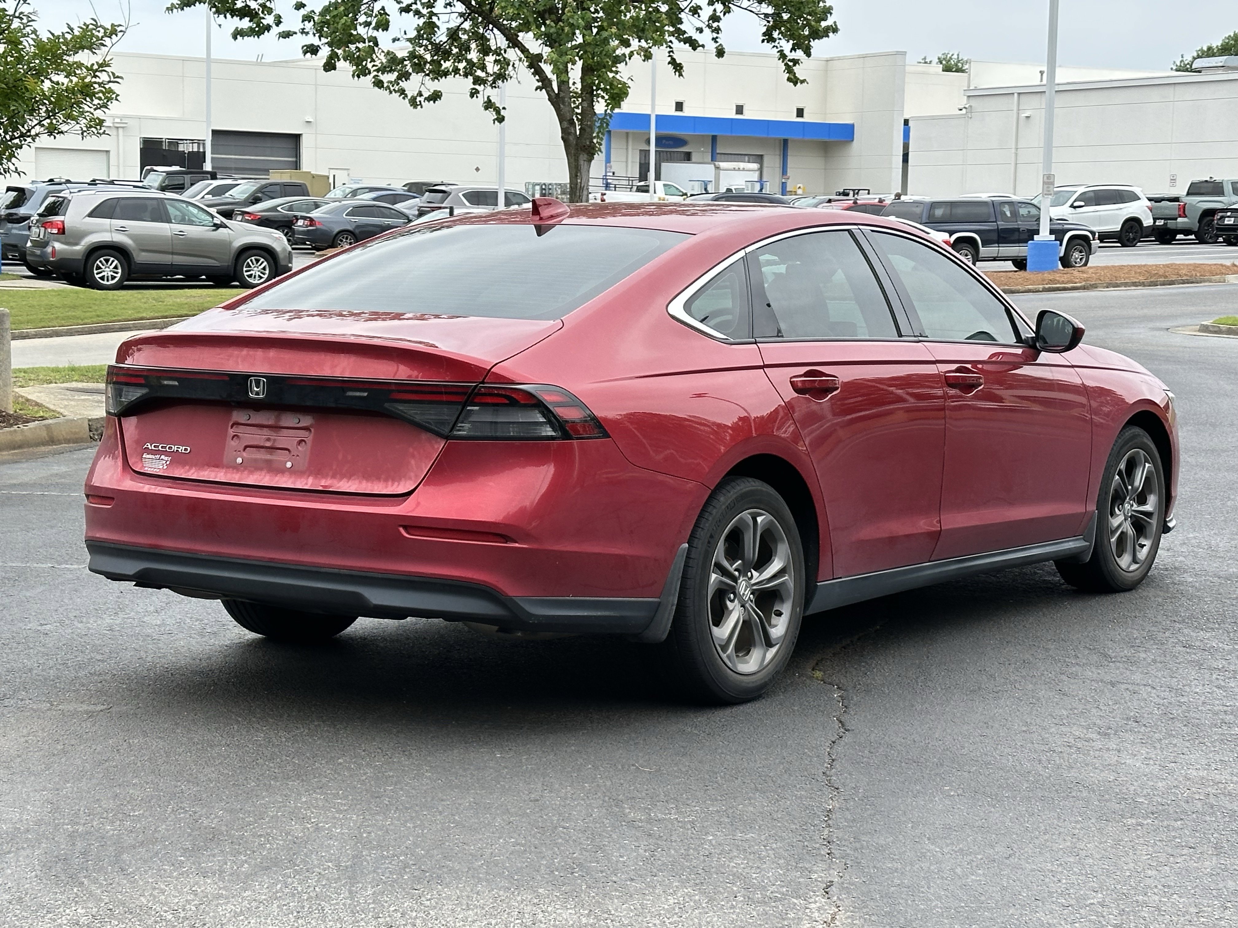 Used 2023 Honda Accord EX image 13