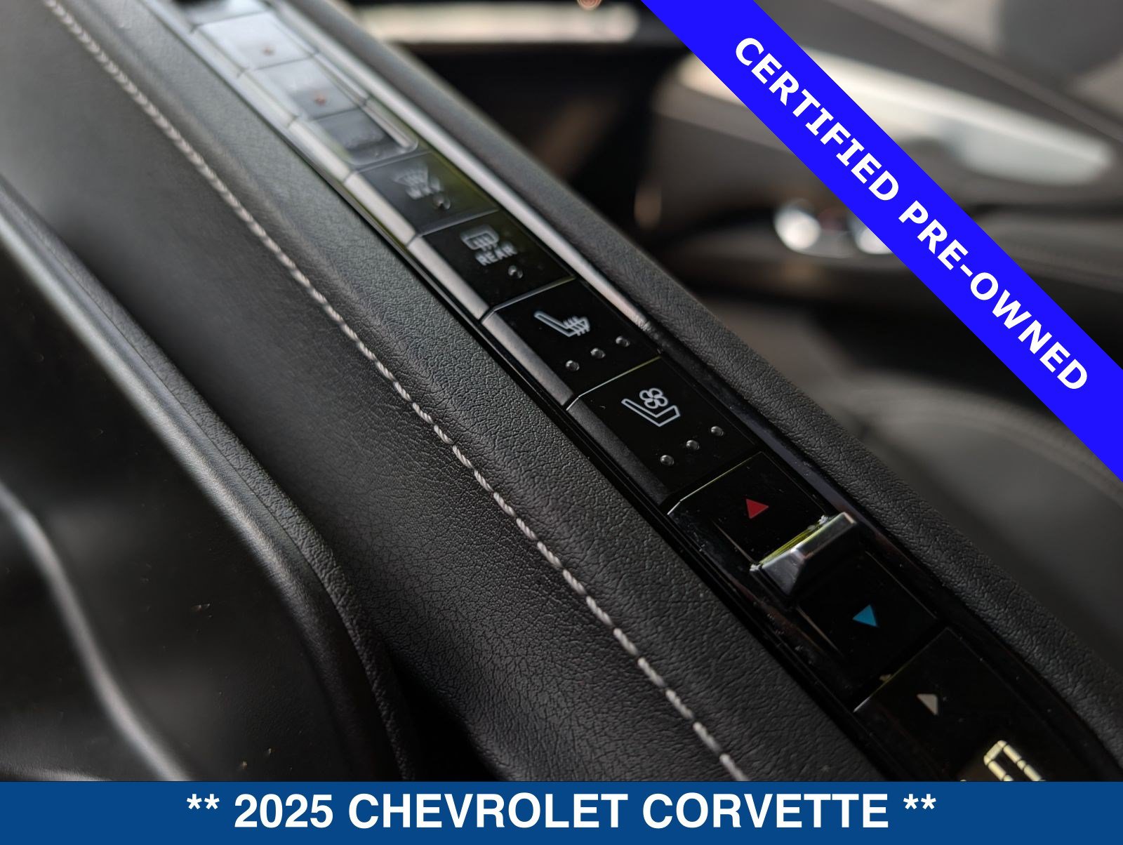 Used 2025 Chevrolet Corvette Stingray Preferred Cpe w/ Z51 Performance Package RWD image 32