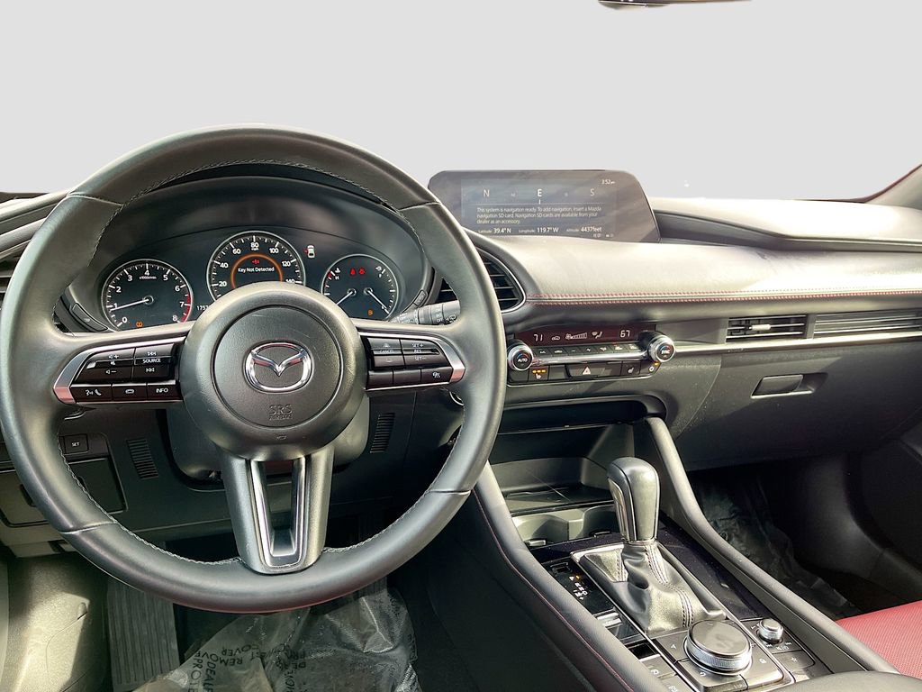 Used 2024 MAZDA MAZDA3 s image 25
