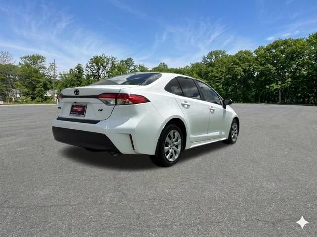 Used 2023 Toyota Corolla LE w/ Carpet Mat Package (TMS) FWD image 9