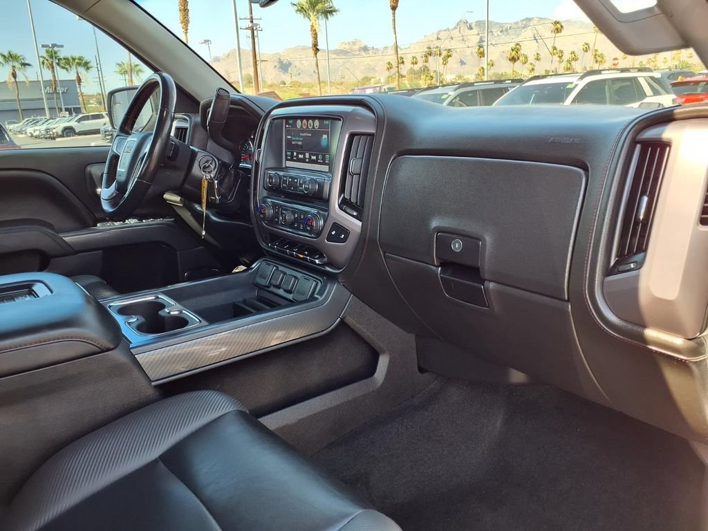 Used 2018 GMC Sierra 1500 SLT w/ All Terrain Package AWD/4WD image 17
