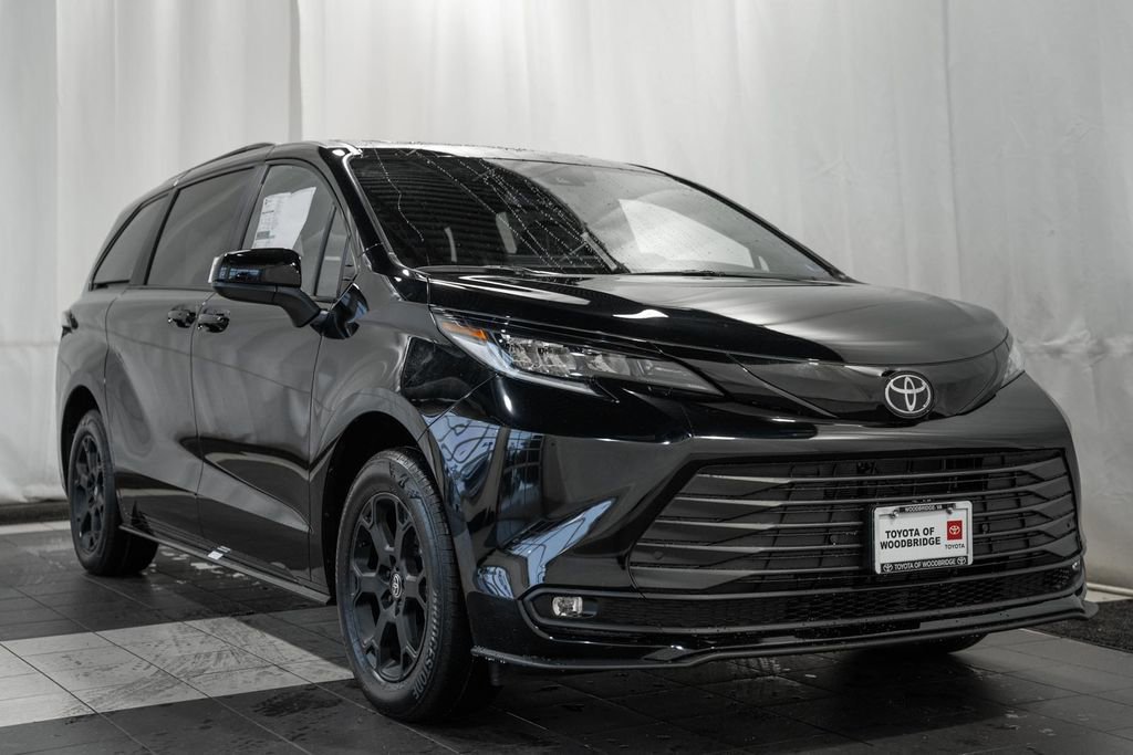 New 2026 Toyota Sienna XLE Woodland Edition