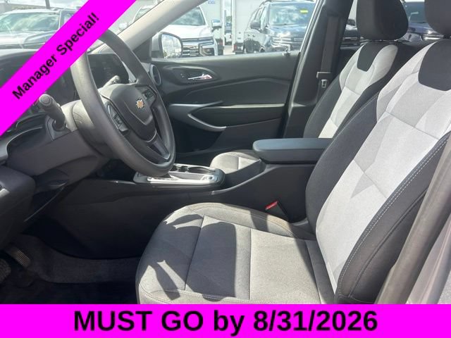 Used 2026 Chevrolet Trax LS w/ LS Convenience Package FWD image 15