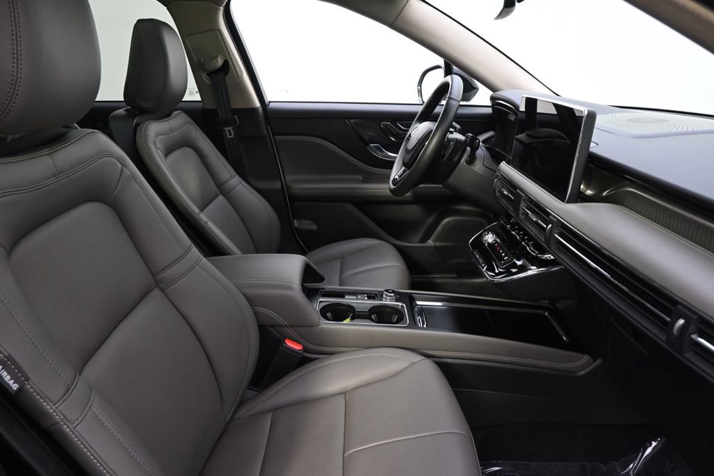 New 2026 Lincoln Corsair Reserve w/ Jet Appearance Package image 16