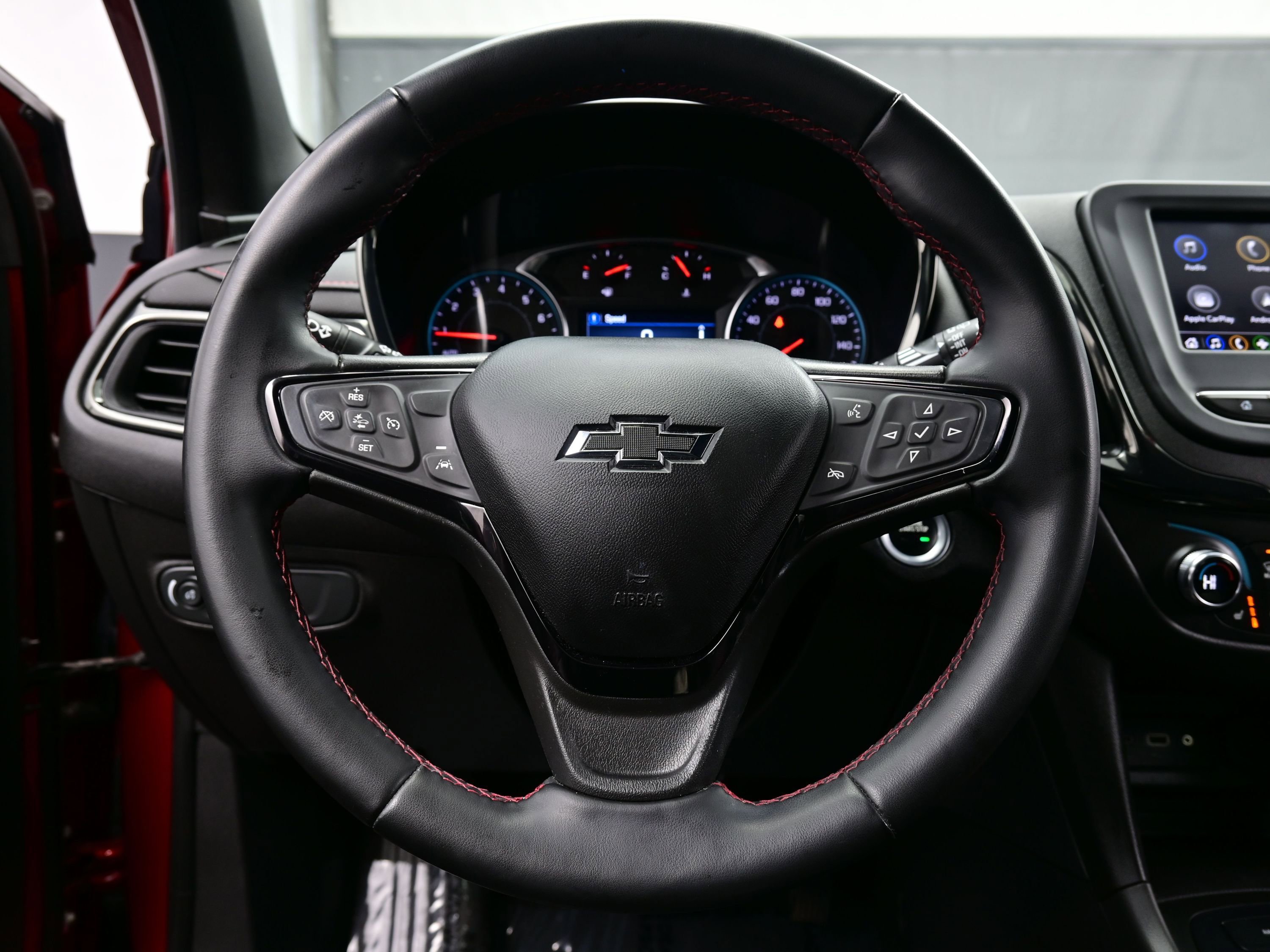 Used 2023 Chevrolet Equinox RS image 25