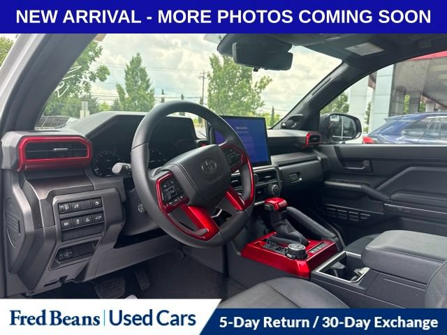 Used 2025 Toyota 4Runner TRD Off-Road Premium w/ Tow Technology Package AWD/4WD image 13