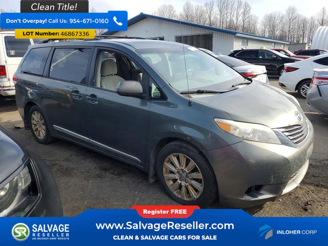 Used 2013 Toyota Sienna LE w/ Towing Pkg AWD/4WD image 5