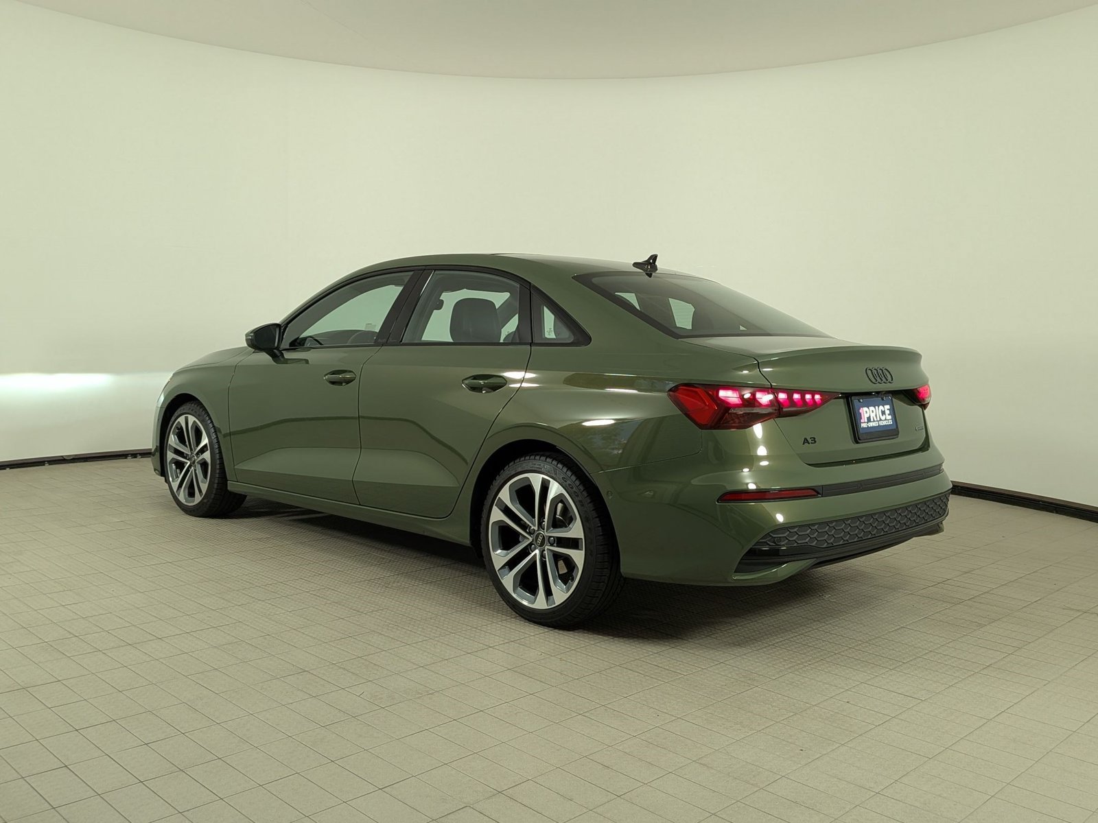 Used 2025 Audi A3 2.0T Premium AWD/4WD video 3