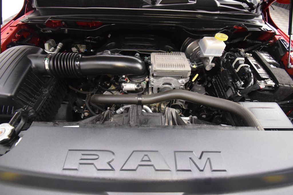 Used 2023 RAM 1500 Laramie AWD/4WD image 23