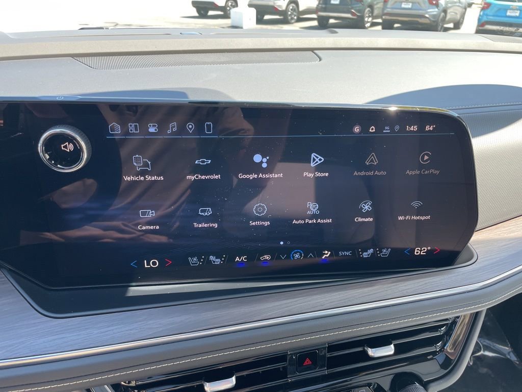 New 2026 Chevrolet Tahoe Premier w/ Sun And Tow Package AWD/4WD image 11