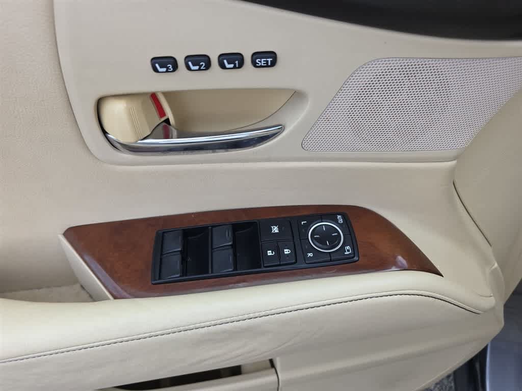 Used 2013 Lexus RX 350 FWD image 17