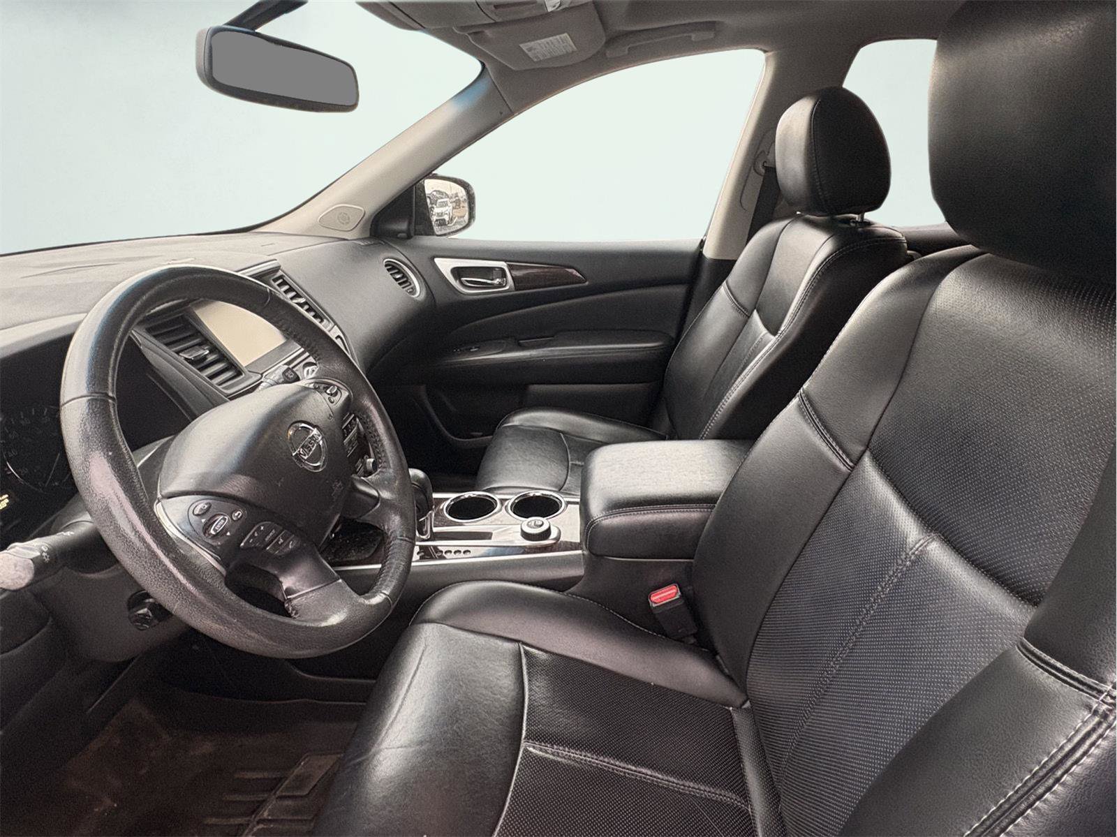 Used 2015 Nissan Pathfinder Platinum image 13