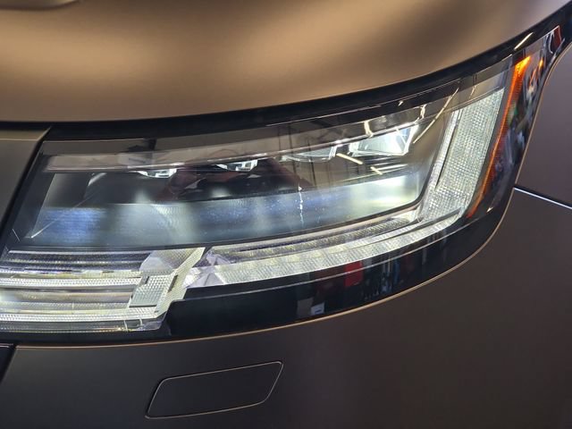 New 2026 Land Rover Range Rover SV AWD/4WD image 21
