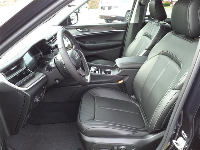 New 2024 Jeep Grand Cherokee Limited 4xe w/ Luxury Tech Group II image 12