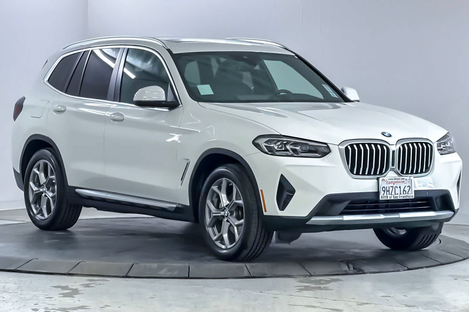 Used 2024 BMW X3 xDrive30i w/ Premium Package AWD/4WD image 9