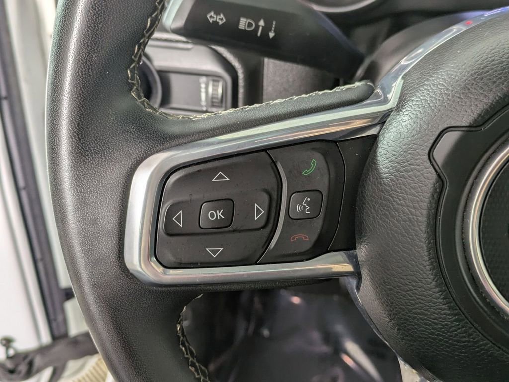 Used 2023 Jeep Wrangler Sahara image 17