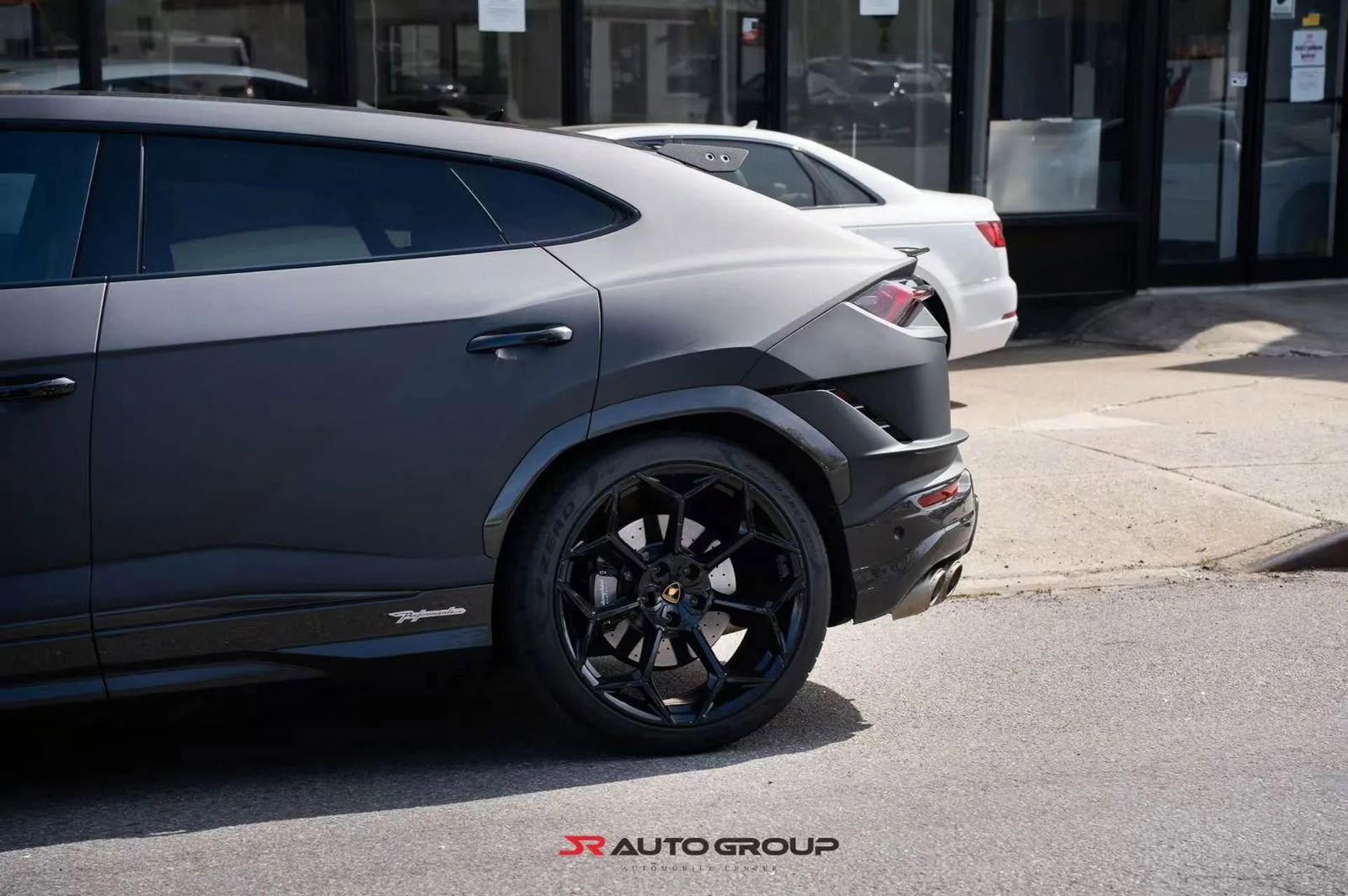 Used 2023 Lamborghini Urus Performante AWD/4WD image 10
